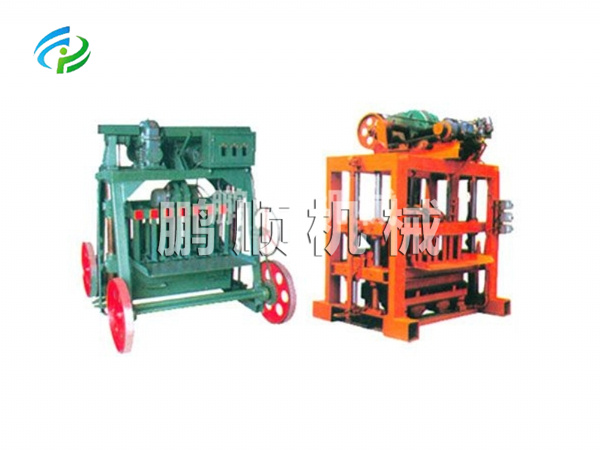 移動(dòng)式混凝土砌磚成型機(jī)